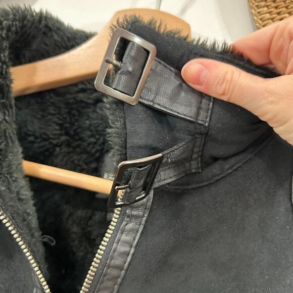 Express Neutral Black Faux Suede Fur Zip Up Moto Jacket Coat Medium Buckle - Picture 6 of 10